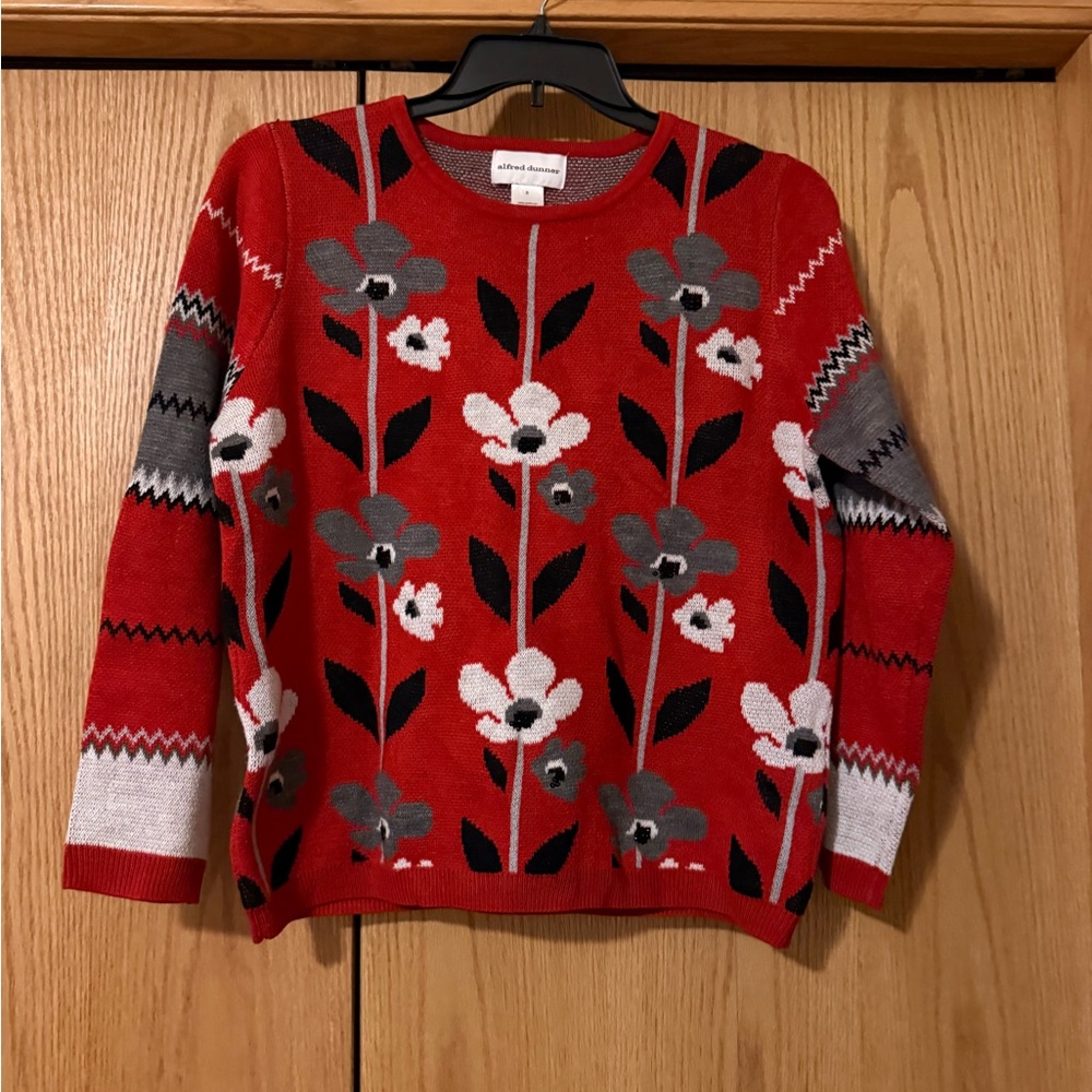 Alfred Dunner Red Floral Crewneck Sweater with Gray, Black & White Accents
